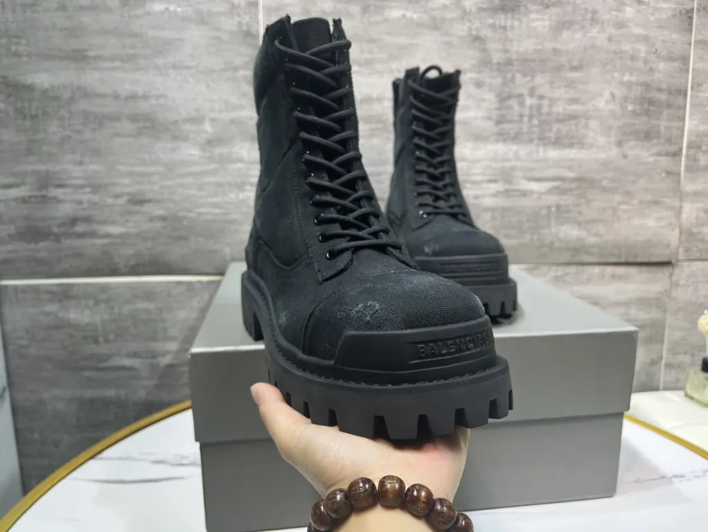 Balenciaga Shoe 